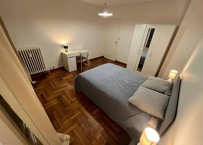 4 Personnes - Ambiance Cosy - Proche Universites