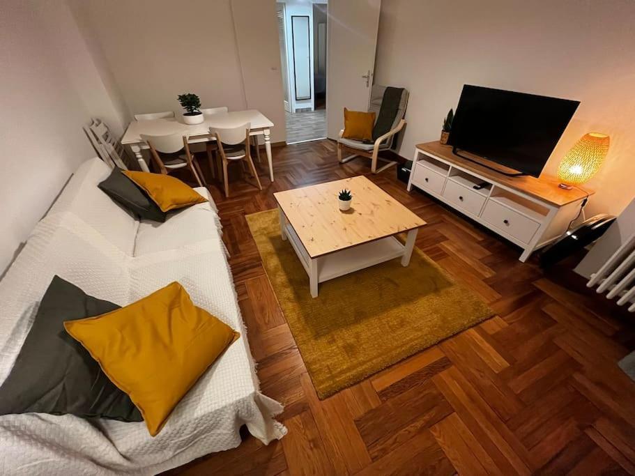 4 Personnes - Ambiance Cosy - Proche Universites * Grenoble