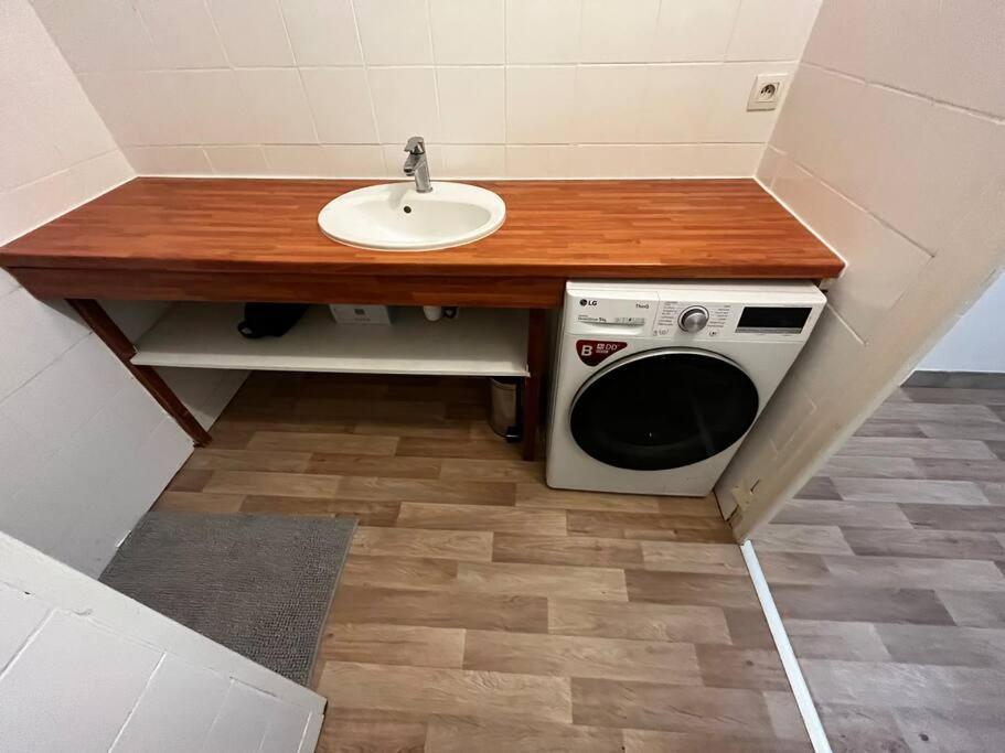 4 Personnes - Ambiance Cosy - Proche Universites * Grenoble